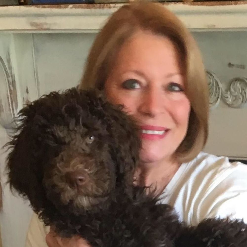 Meet your Posher, Denise